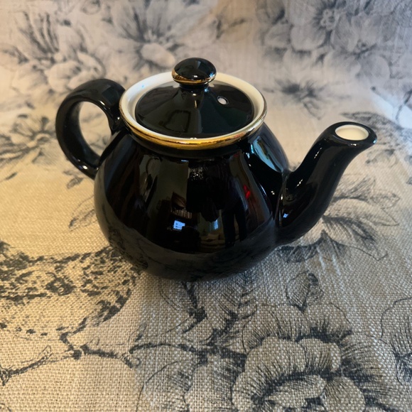 Hall Tea Pot Black with Gold Trim "Tea for One" Made in the USA" - Picture 7 of 9